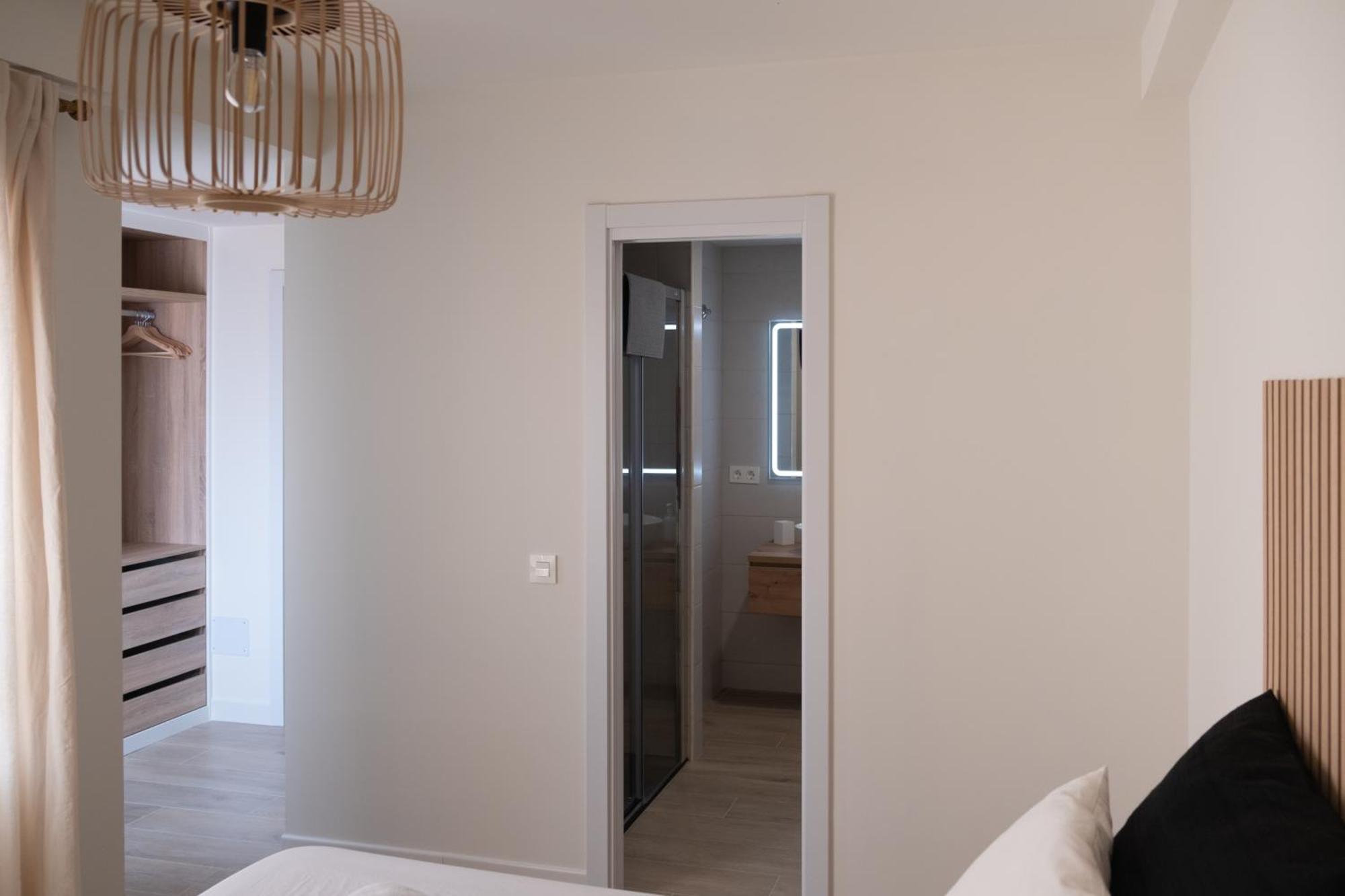 Victoria'S Home Modern And Cosy 2 Bedroom Apartment Málaga Eksteriør billede